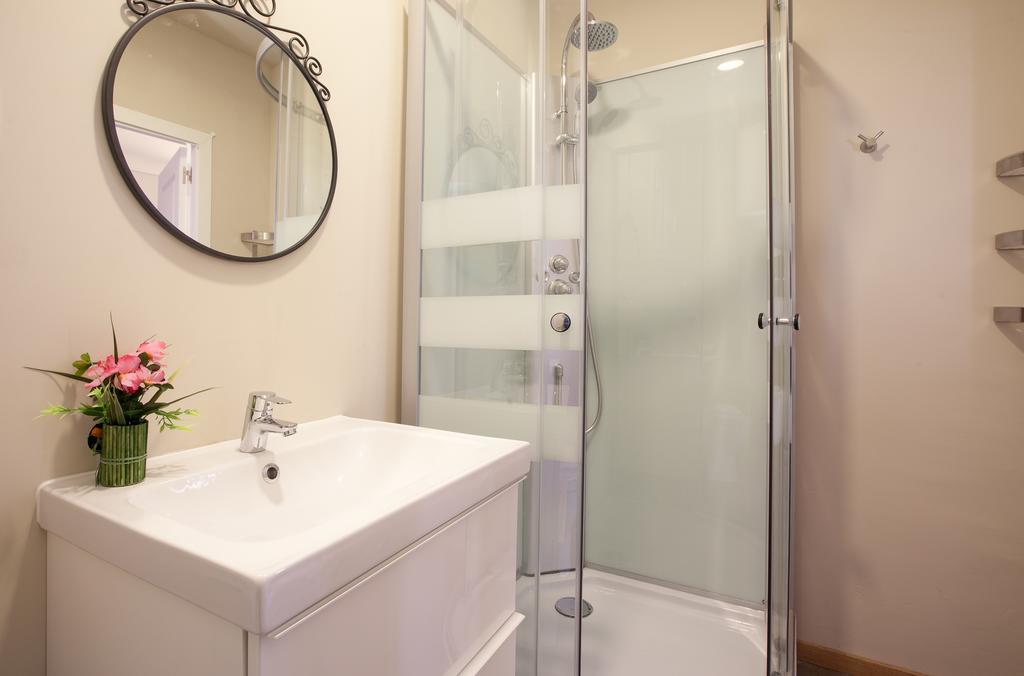 Centric Apartment El Molino Theater P1 Barcelona Rum bild